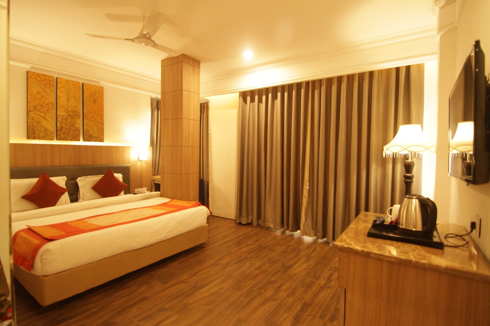 Oyo 2054 New Hotel Broadway Varanasi Exterior photo